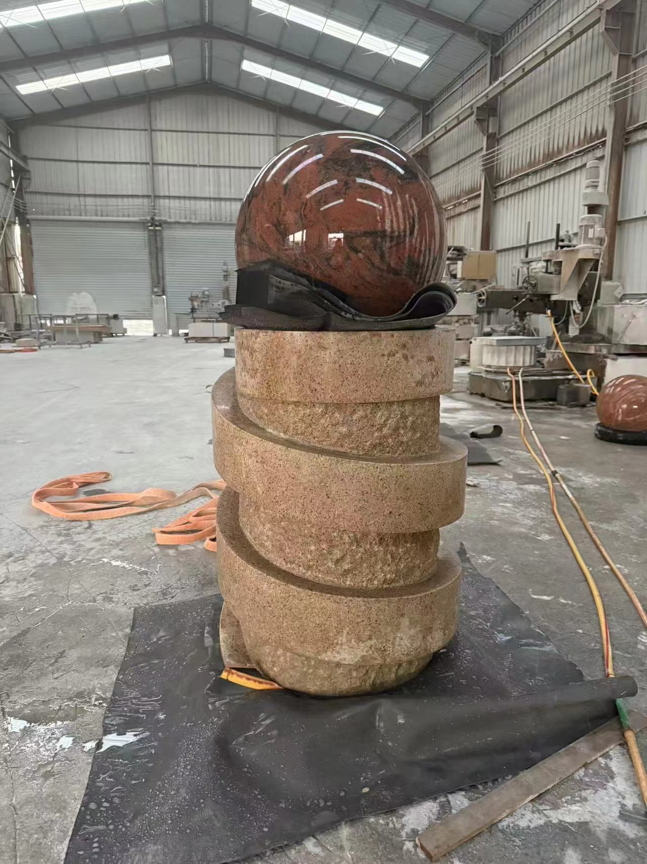 Der Ballbrunnen wurde verpackt und in die USA verschifft