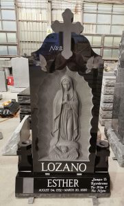Xingyan haben Jungfrau Maria Tombstone mit religiösem Thema angepasst